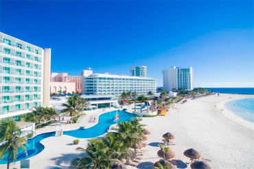 Krystal Grand Cancun